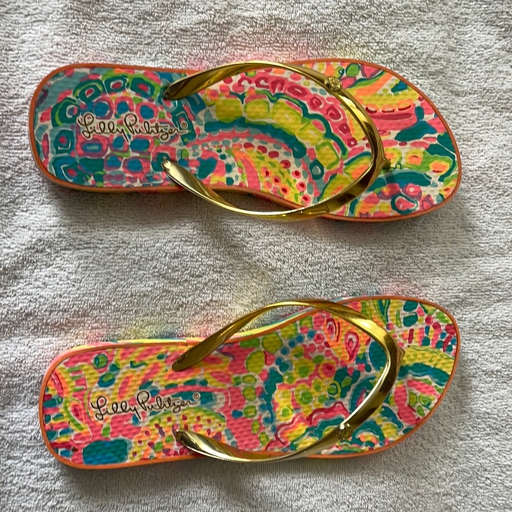 Lilly Pulitzer flip flops